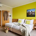 Henriette Stadthotel Vienna